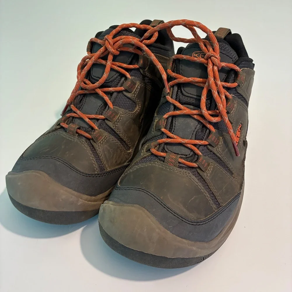 KEEN Circadia Low Waterproof Hiking Shoes Mens Brown Black LuftCore 105678